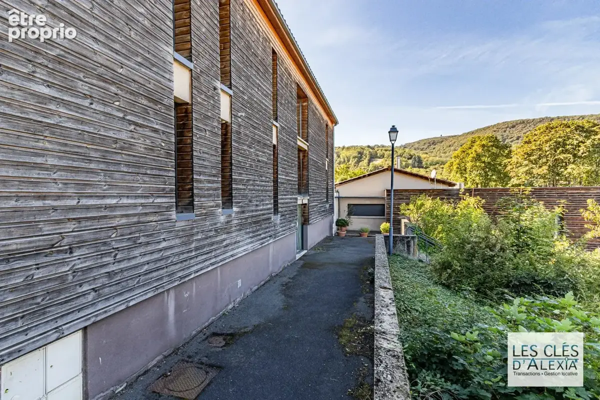 Saint-romain-au-mont-d’or – maison contemporaine aux volumes remarquables, jardin et piscine - photo 24