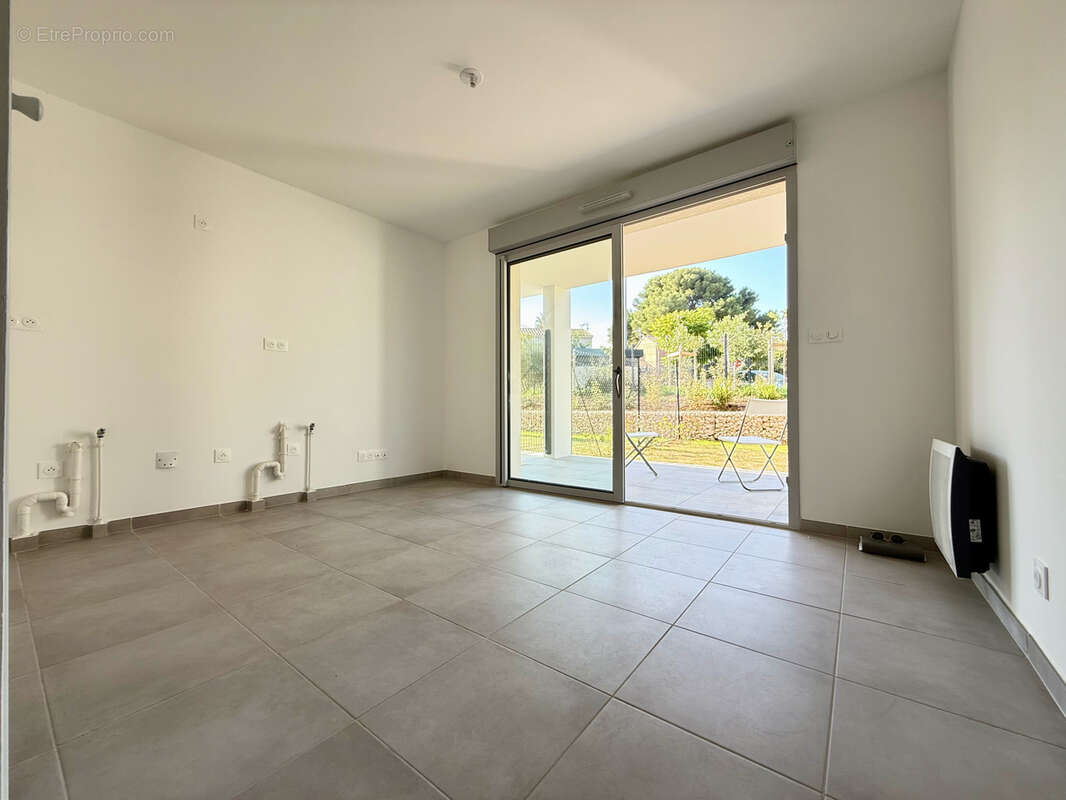 Appartement à SIX-FOURS-LES-PLAGES