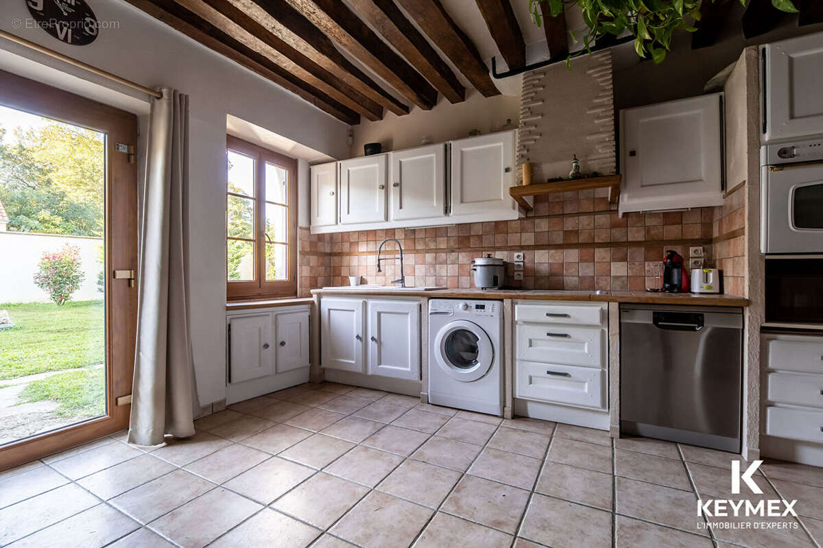 Maison à SAINT-OUEN-L'AUMONE