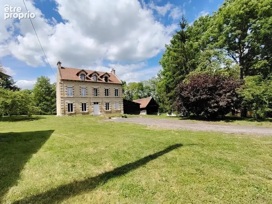Maison à MEZIDON-CANON