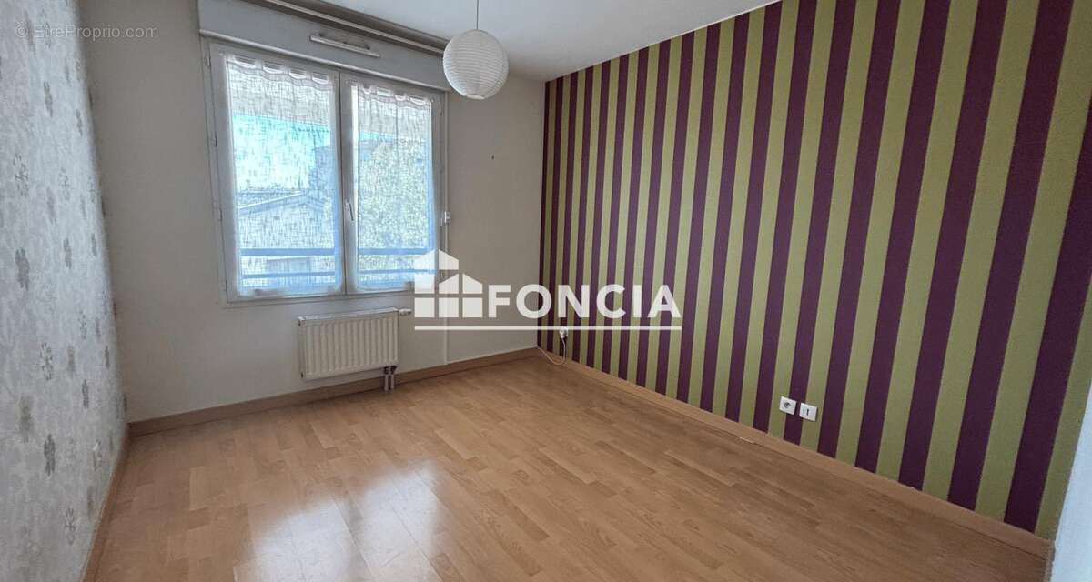 Appartement à BRON