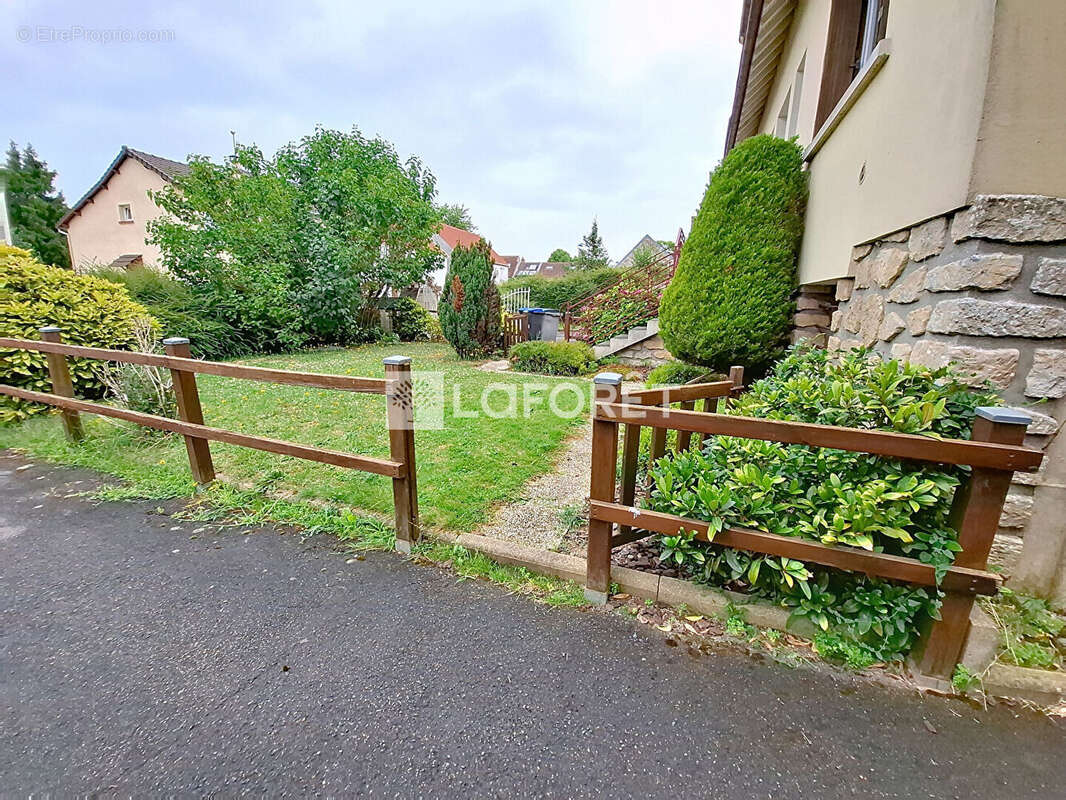 Appartement à BAILLY-ROMAINVILLIERS