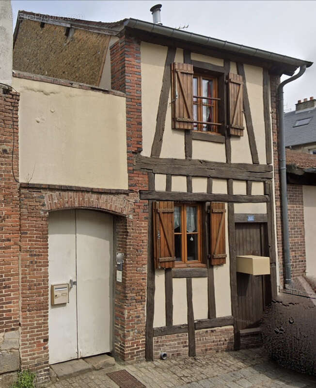 Maison à VERNEUIL-SUR-AVRE
