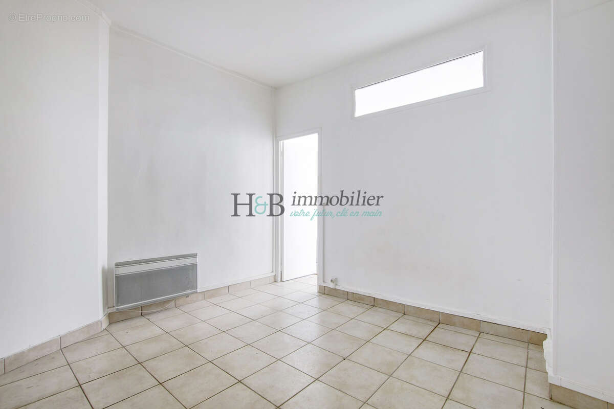 Appartement à PARIS-2E