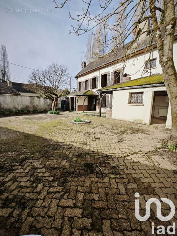 Photo 5 - Maison à VENIZY