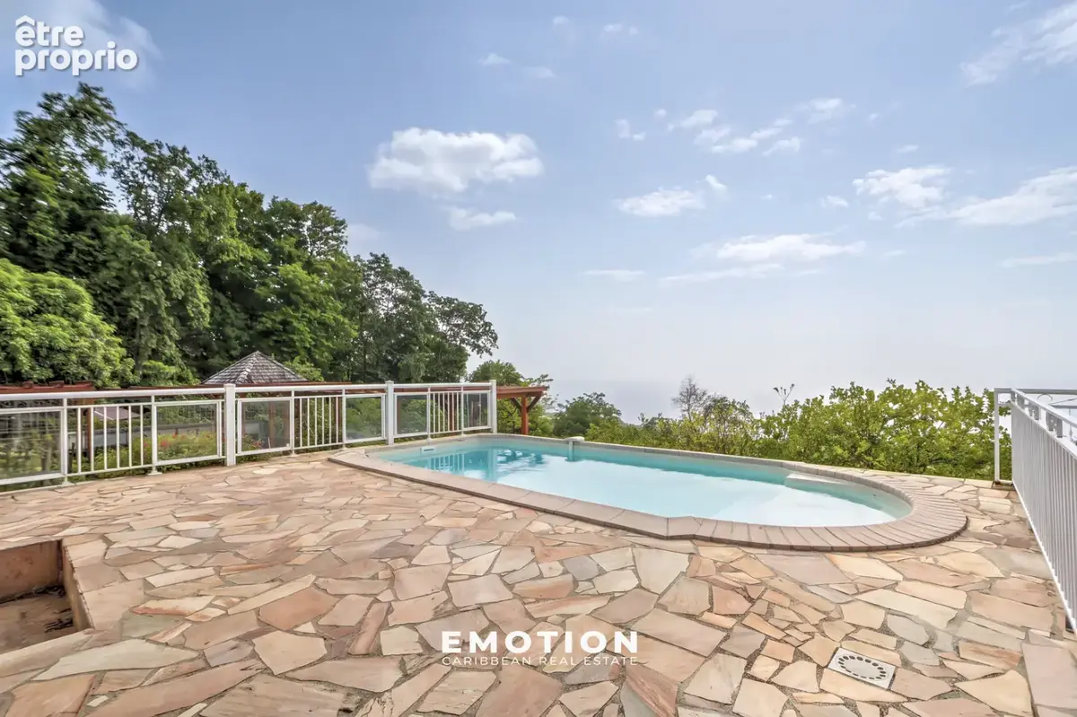 Ensemble immobilier   Maison T2 + 3 maisons T3 + 1 maison T5   Vue mer panoramique   Piscine   Terrain de 24 8 - photo 5