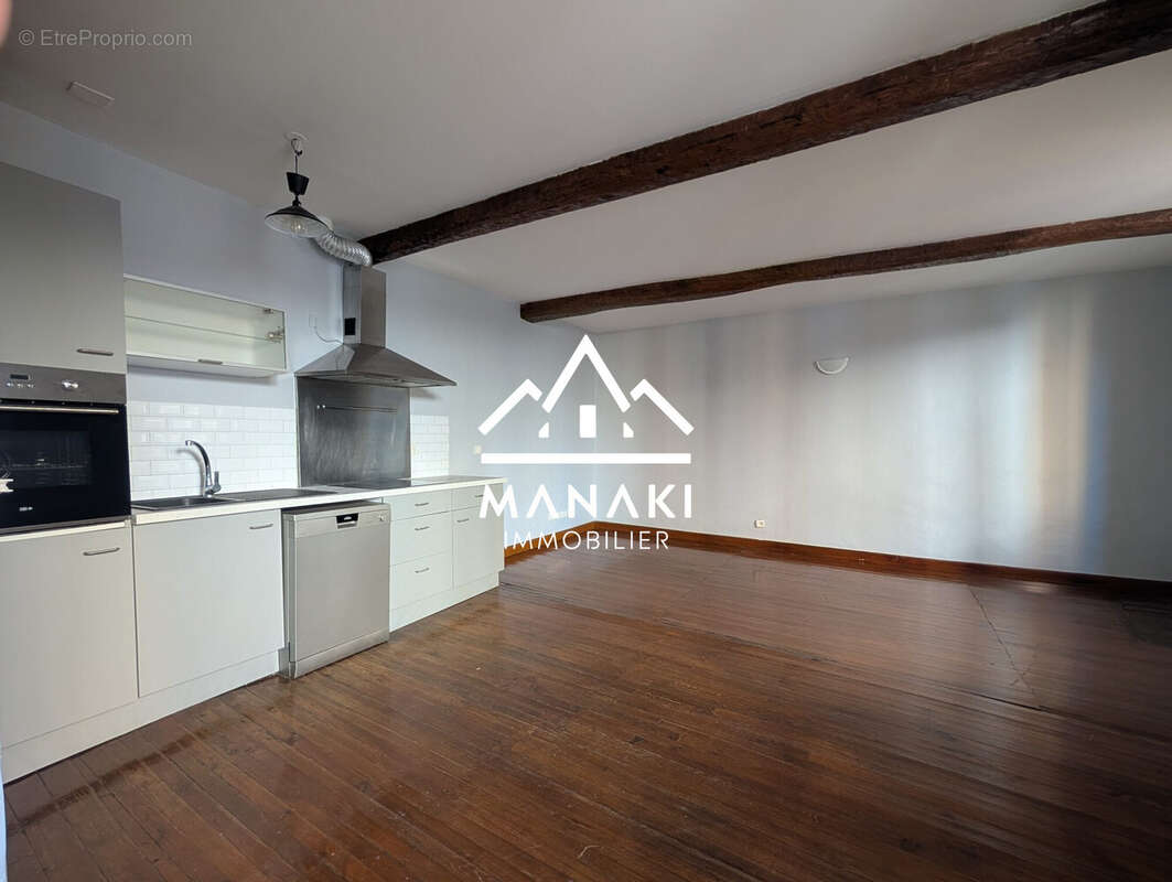 Pièce de vie en R+1 - Maison à LE SOLER