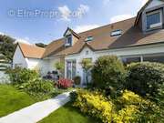 Maison à AGON-COUTAINVILLE