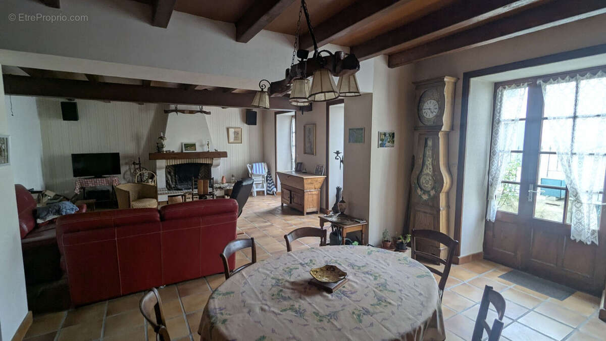 Photo 3 - Maison à SAINT-HILAIRE-LA-PALUD