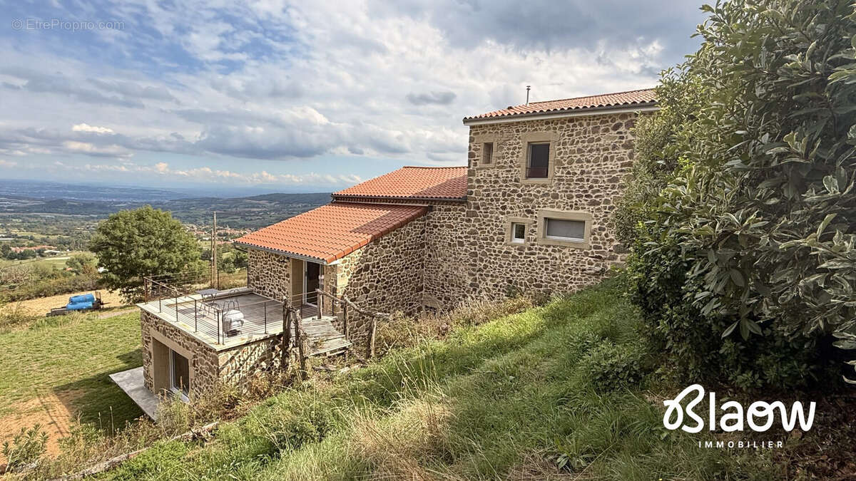 Maison à SAINT-APPOLINARD