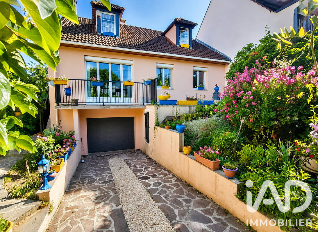 Photo 1 - Maison à GAGNY