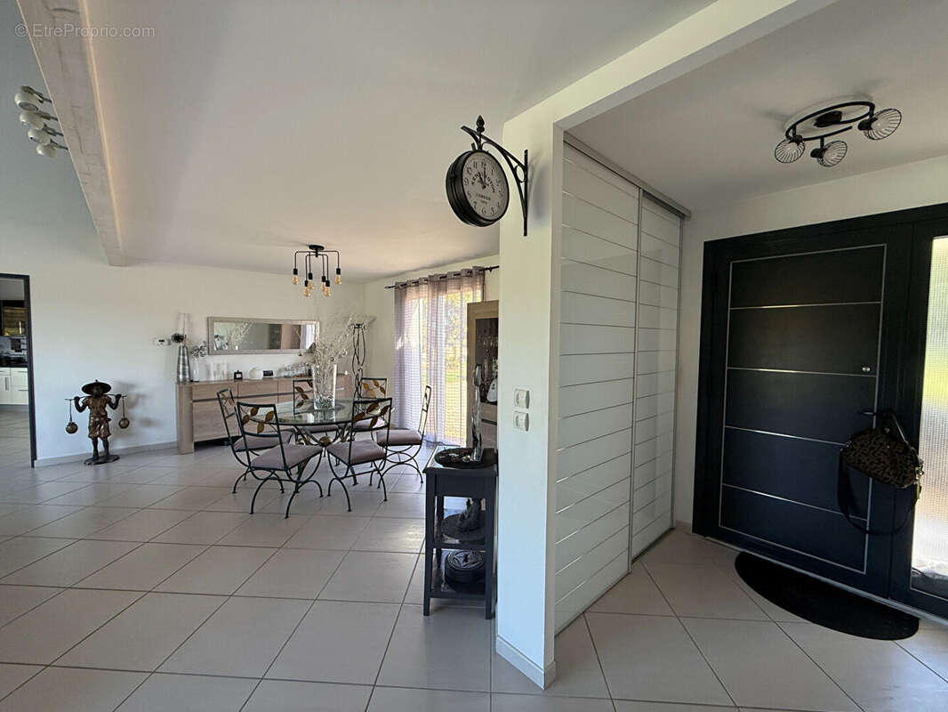 Maison à SAINT-VITE