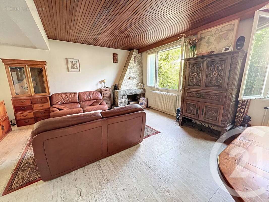 Maison à LE KREMLIN-BICETRE