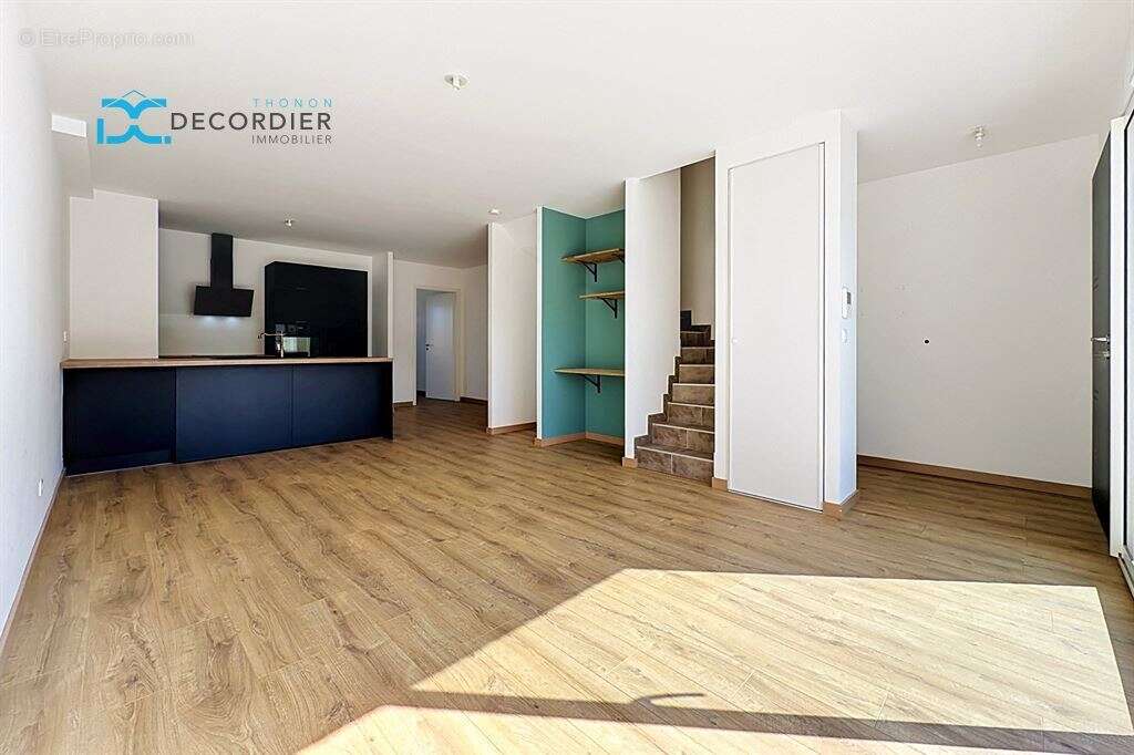 Superbe T5 Duplex récent avec terrasse, double garage et excellent DPE A/A !  - photo 5
