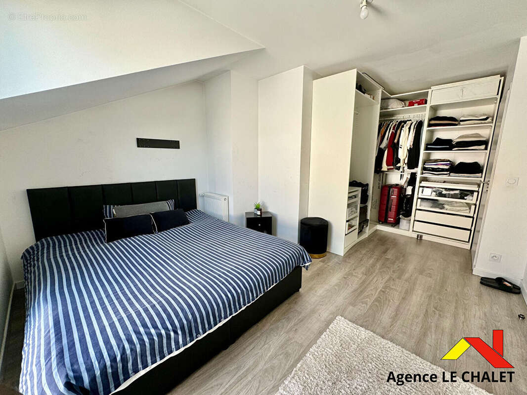 Appartement à VILLENEUVE-LE-ROI