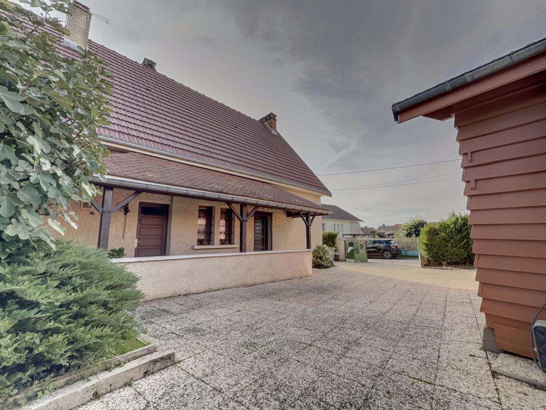 Maison à MARSANNAY-LA-COTE