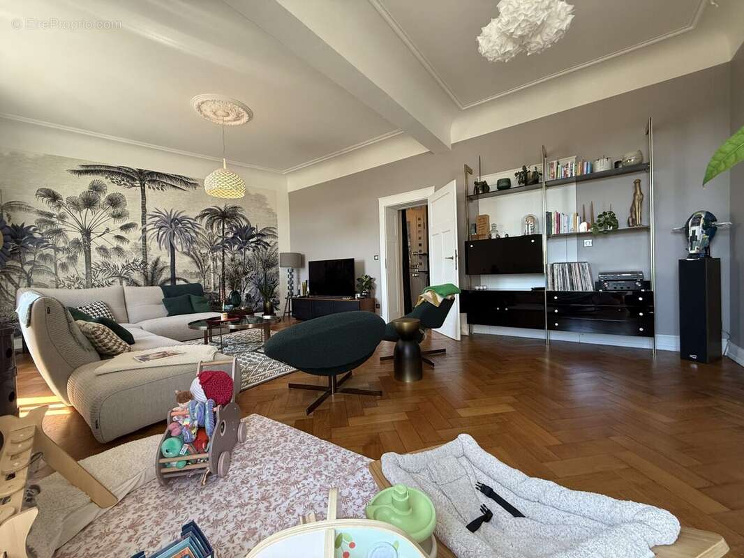 Appartement 111 m² à Metz  - photo 6