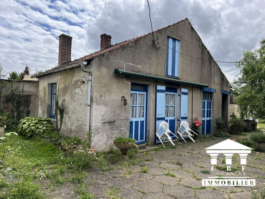 Maison 143 m² à Montchanin  - photo 2