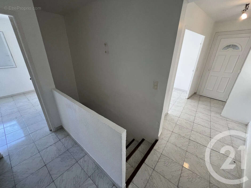 Maison 64 m² à Biguglia  - photo 6