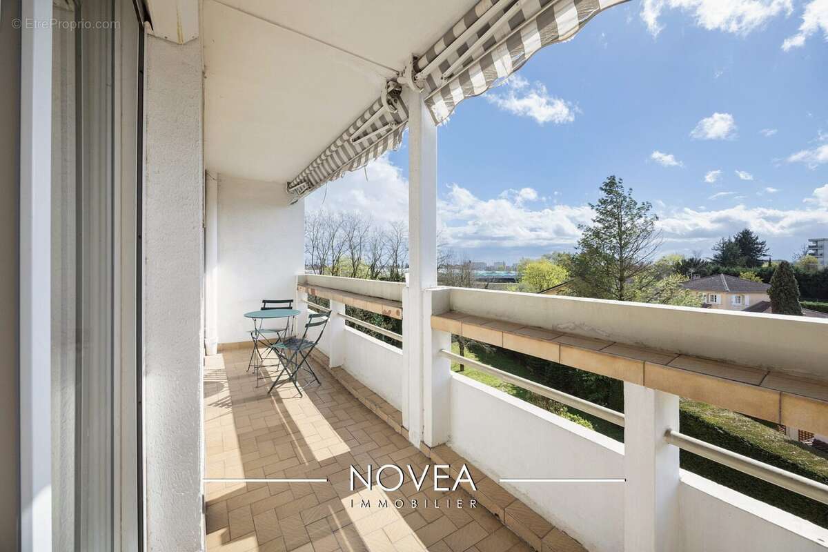 Appartement à CALUIRE-ET-CUIRE