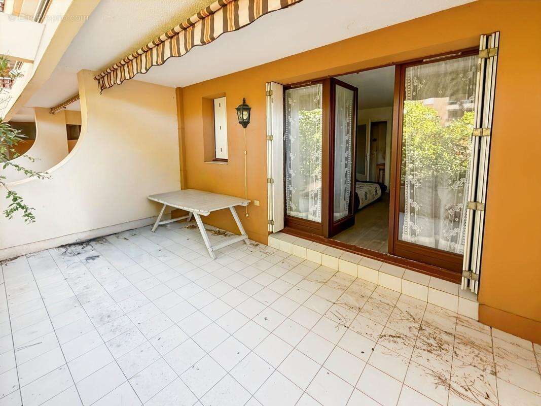 Appartement à FREJUS