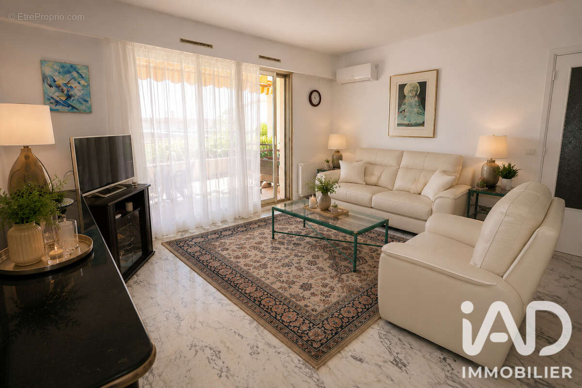 Appartement 81 m² à Antibes  - photo 3