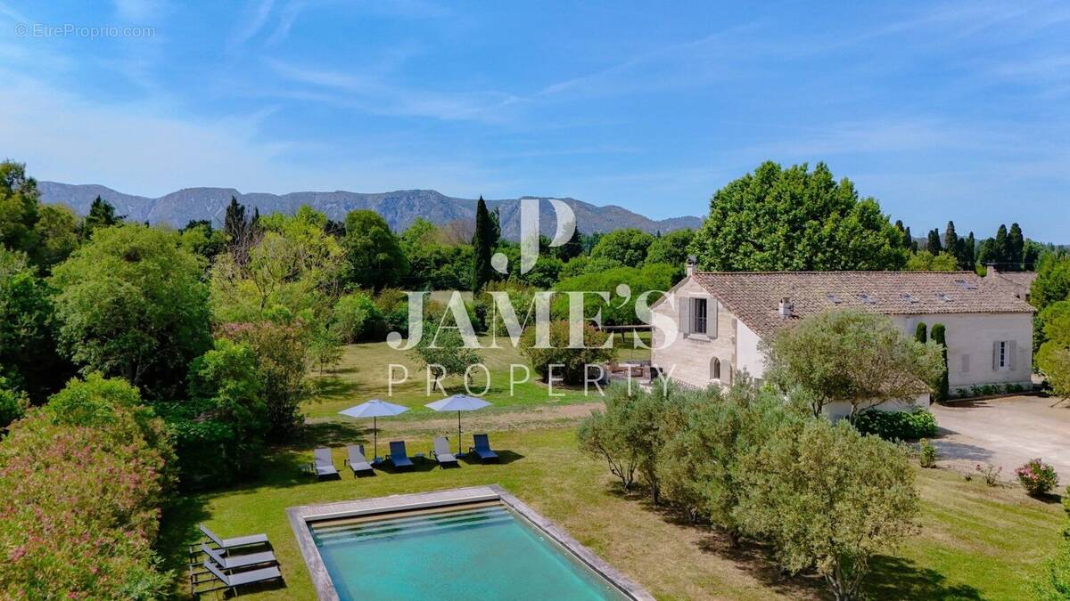 Maison à SAINT-REMY-DE-PROVENCE
