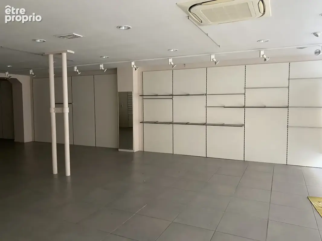 Commerce 200 m² à vendre à Romans-Sur-Isere (26100) - photo 3