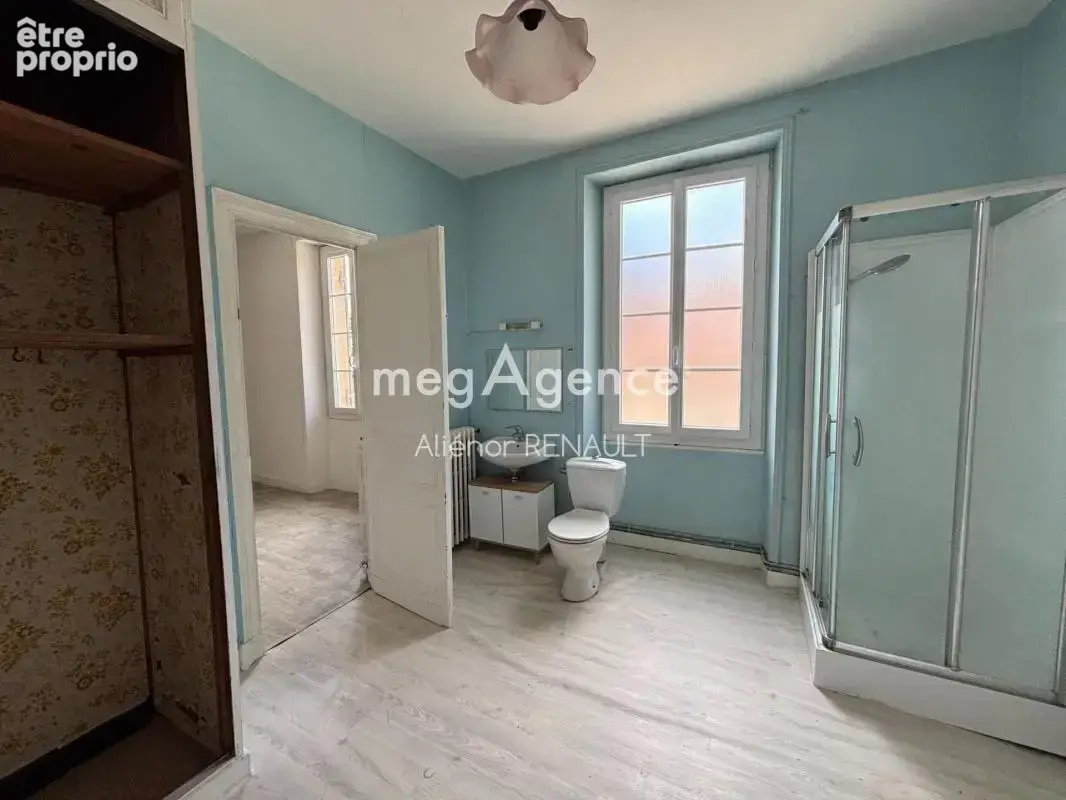 Immeuble de rapport 200m² avec local commercial et appartement – Centre-ville du Bugue - photo 9