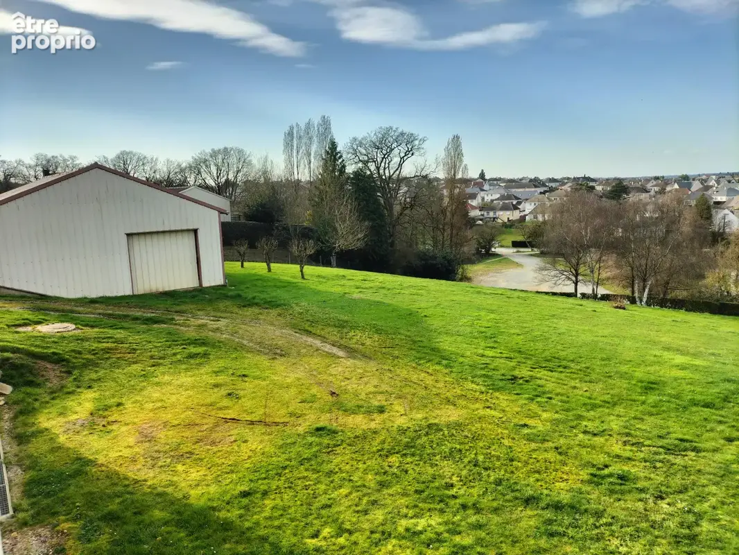 À vendre   Pavillon avec hangar sur 5134m2 de terrain - photo 5