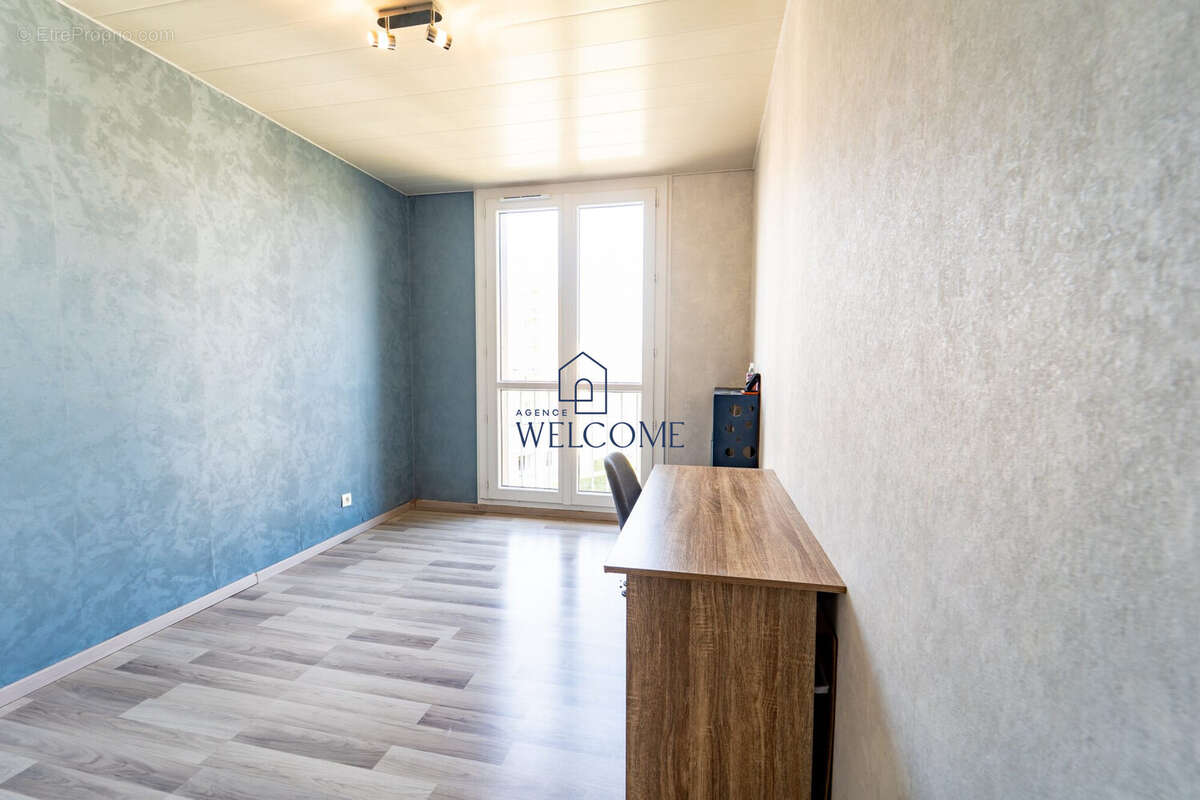Appartement à BOURG-LES-VALENCE