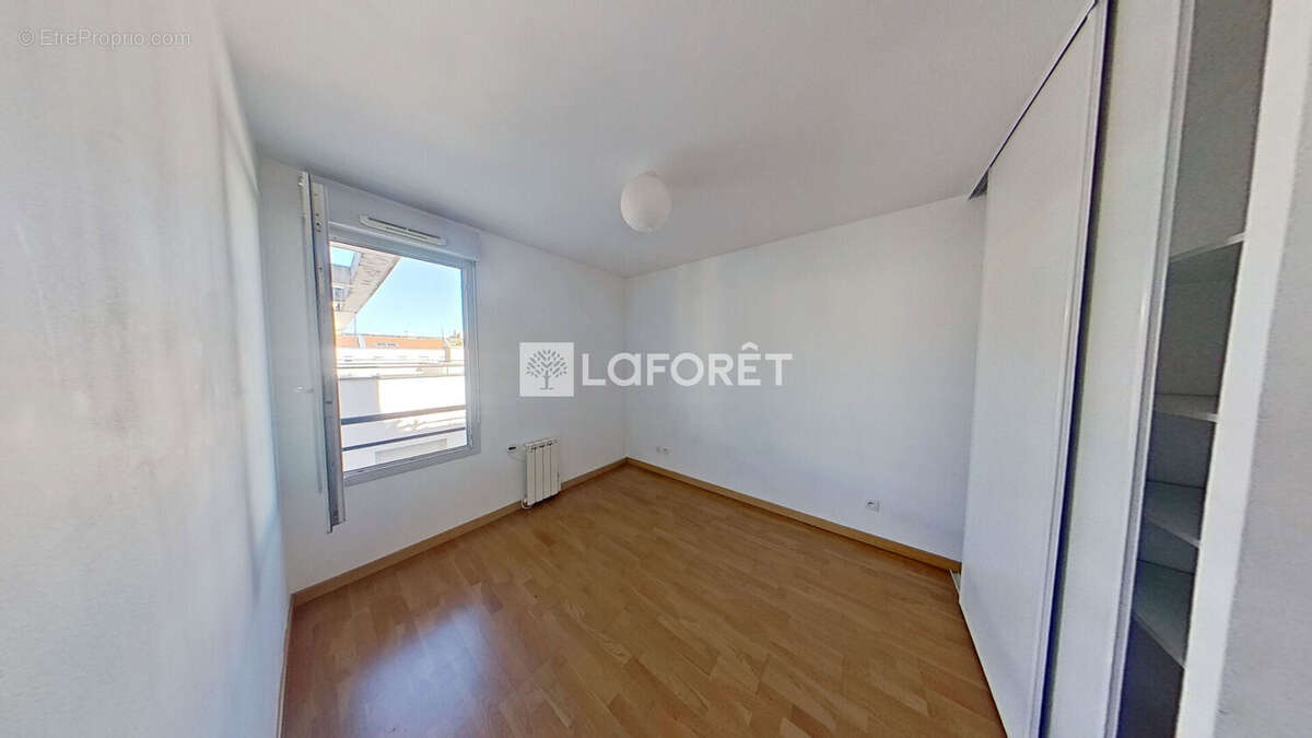 Appartement à LYON-8E