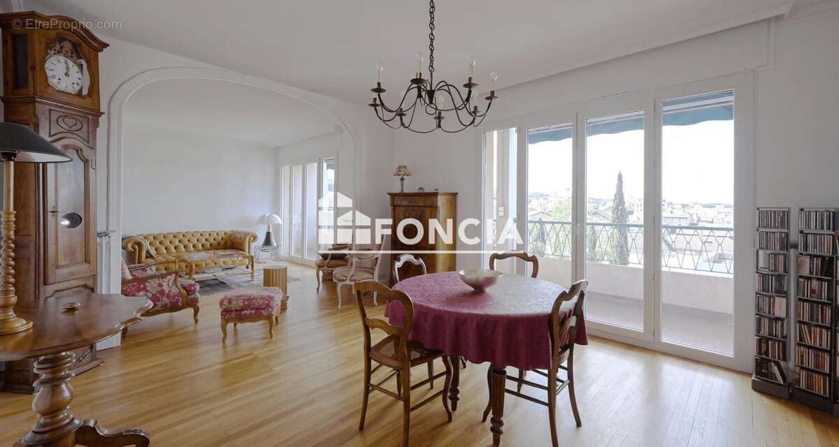 Appartement à BOURGOIN-JALLIEU