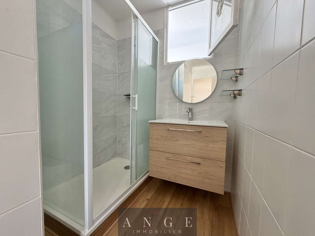 Appartement à HYERES