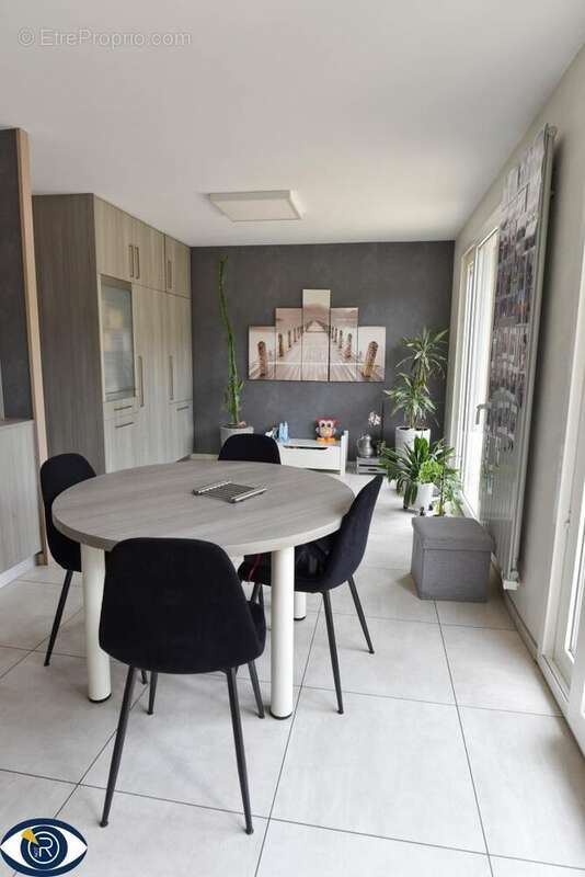 Maison à L'HUISSERIE