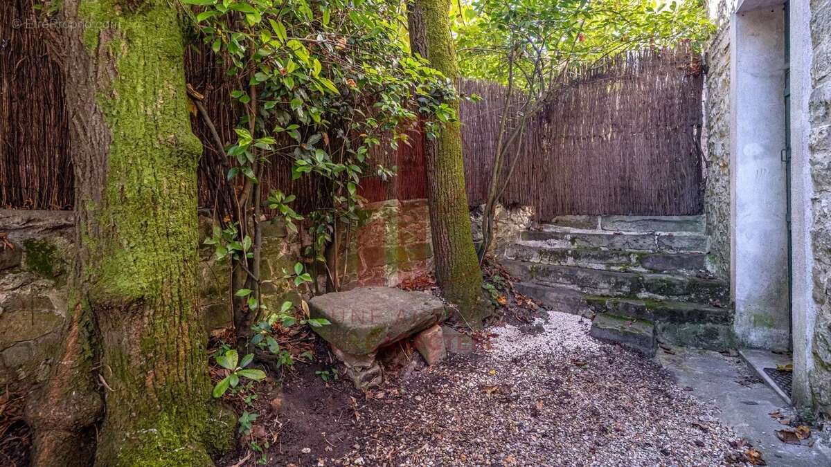 Maison à FONTAINEBLEAU