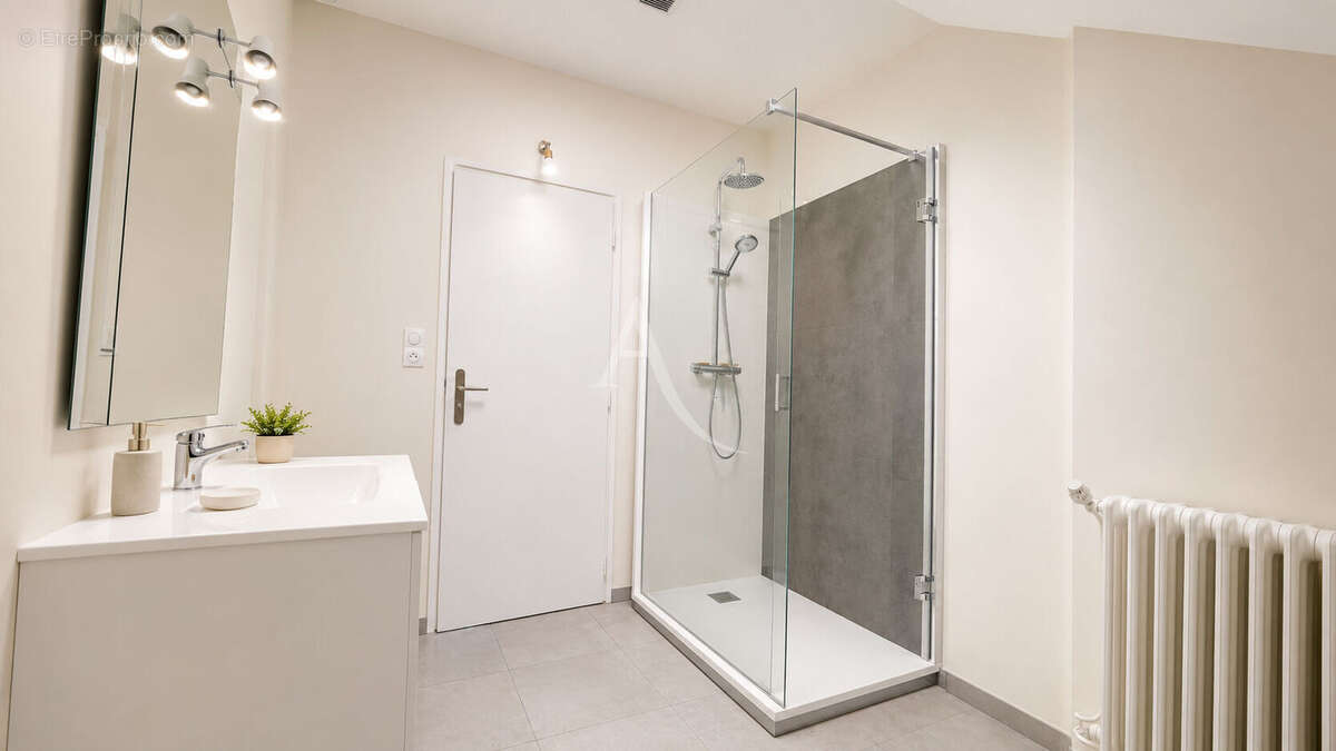 Maison de 8 pièces de 191 m² à Saint-Pierre-des-Corps - photo 12