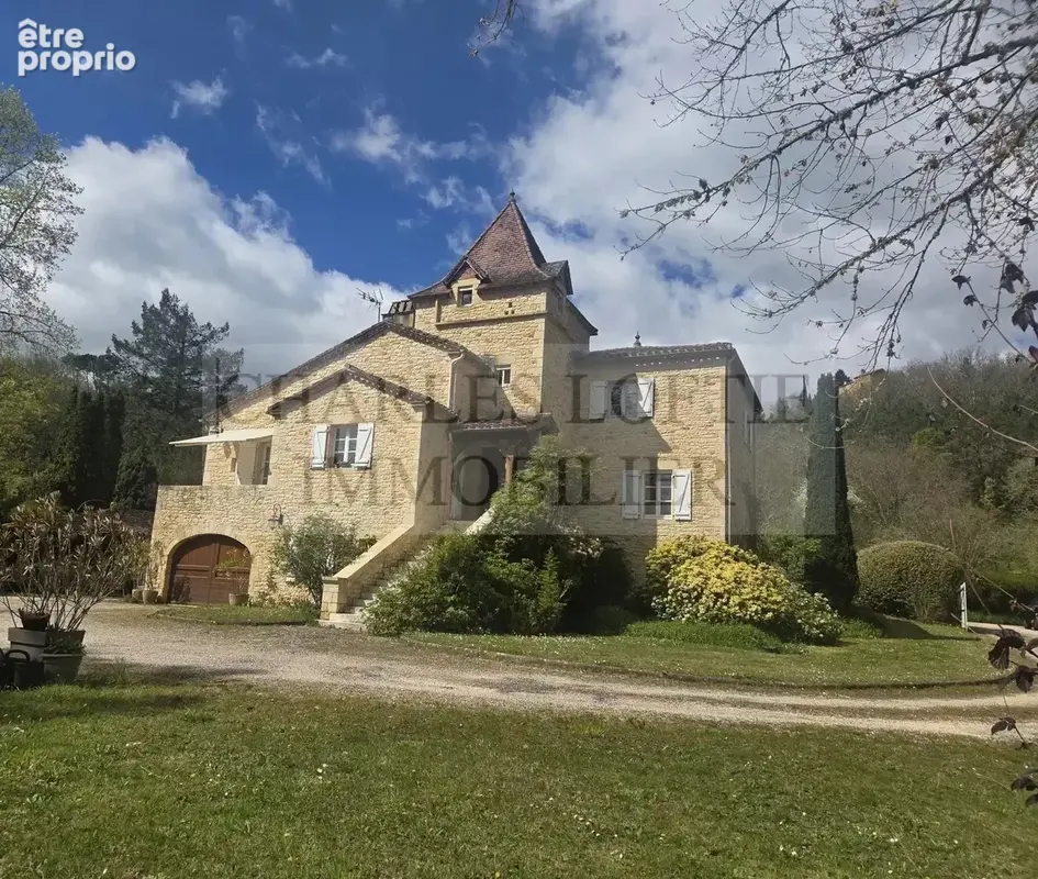 Elegante maison en pierre à Prayssac avec piscine sur terrain de 4400 m2 - photo 17