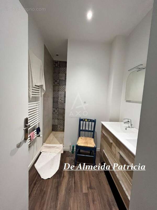 Maison à SAUGNAC-ET-CAMBRAN