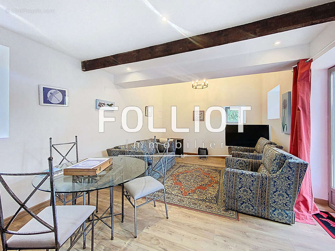 Maison à THURY-HARCOURT