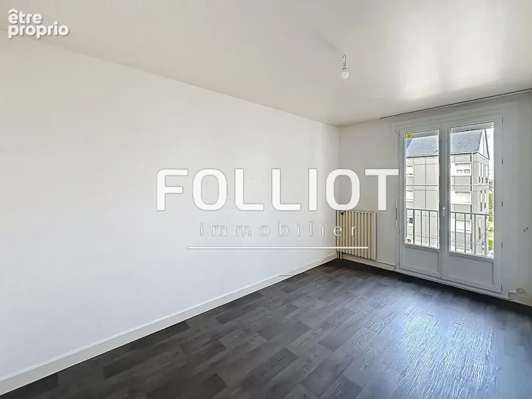 Appartement 4 pièces à vendre à Granville - Confort et proximité assurés - photo 6