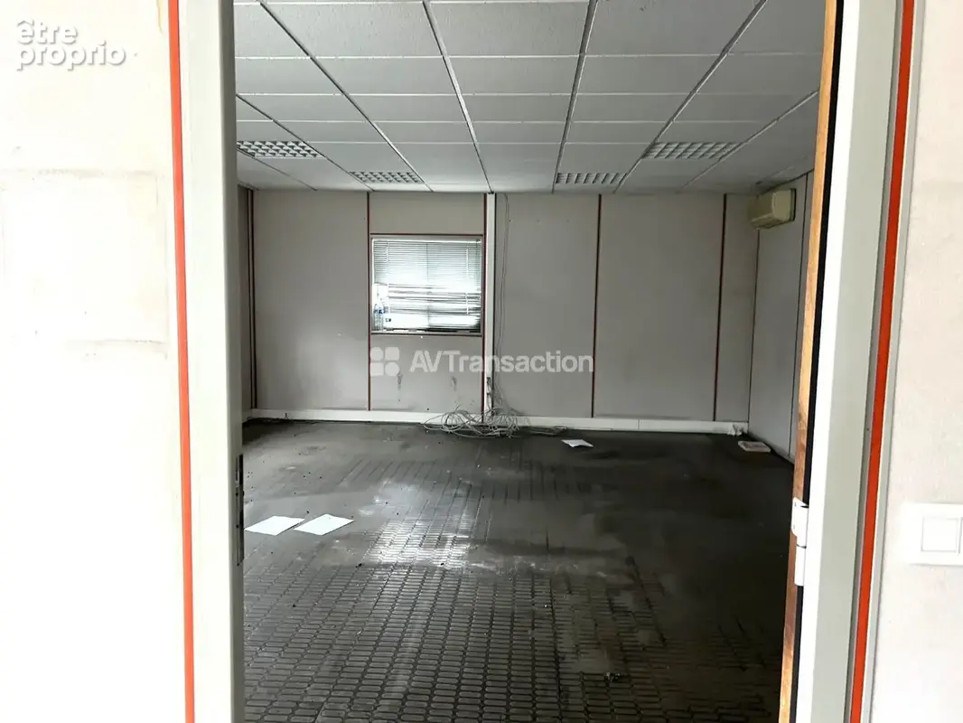 Commerce 1 833 m² à vendre à Saint-Marcel (27950) - photo 26