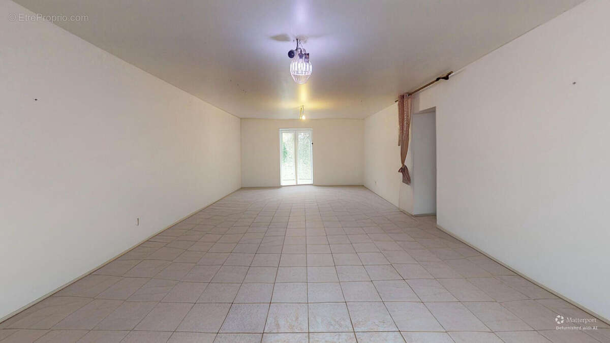 Maison à VARENNES-LES-NARCY