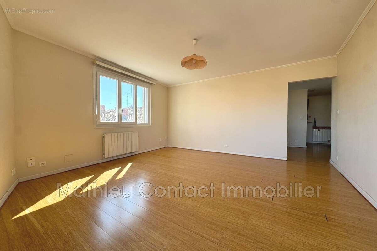 Appartement à NIMES