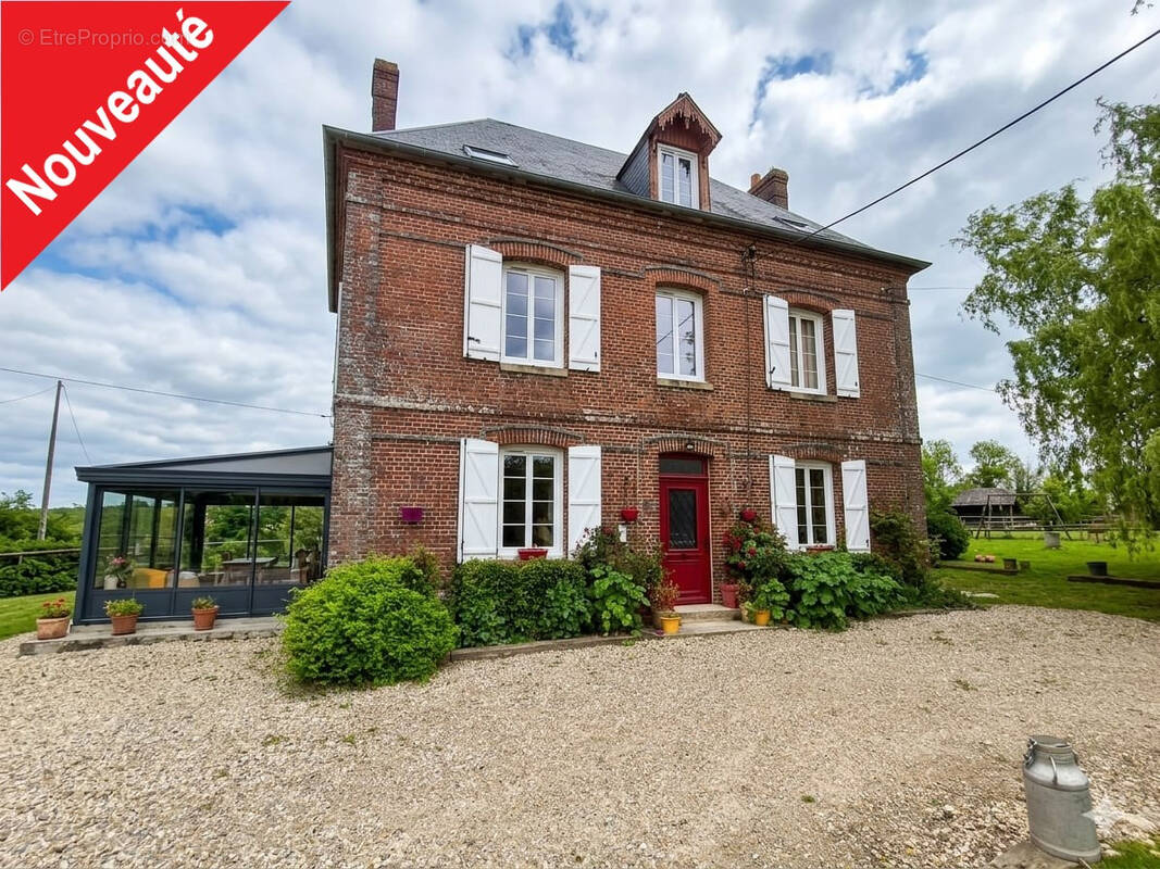 Maison à CANY-BARVILLE