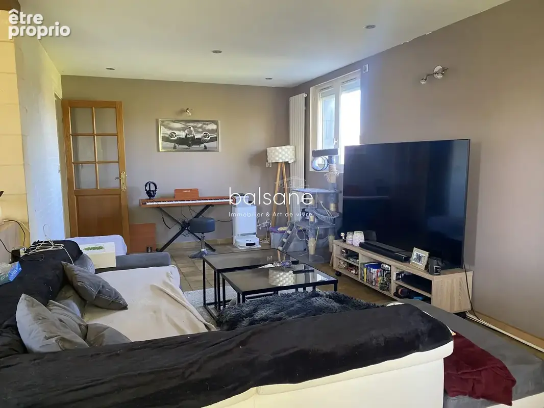 Appartement 4 pièces 89 m² à vendre à Petit-Couronne (76650) - photo 2