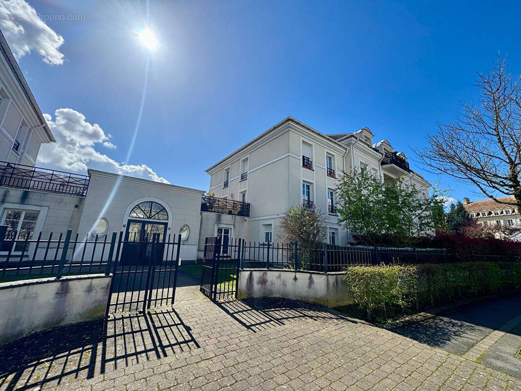 Appartement à MAGNY-LE-HONGRE