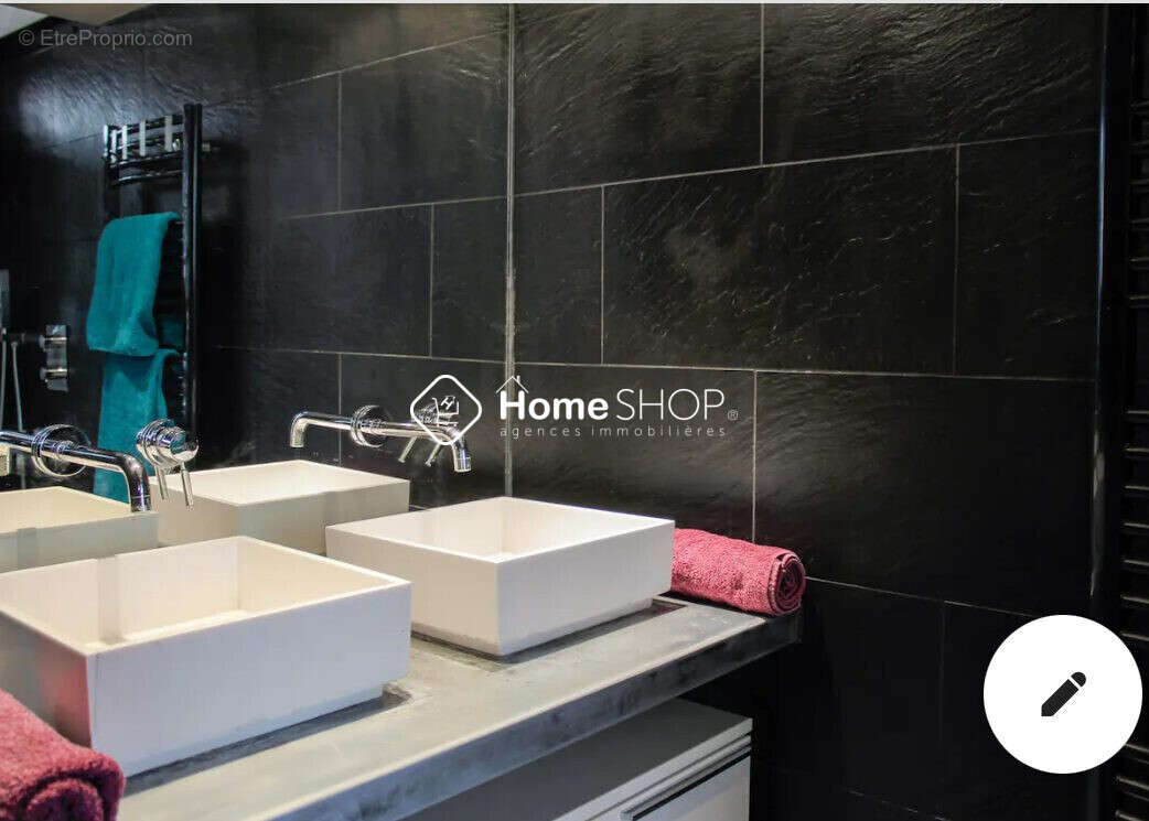 Appartement à MARSEILLE-1E