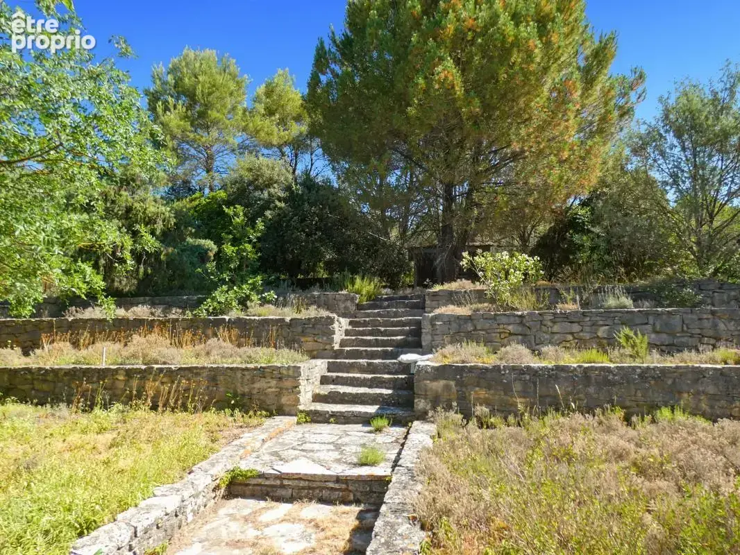 Investissement en nue-propriété 99m2 et 70m2 d'ateliers et garage, terrain 2552m2 - photo 18