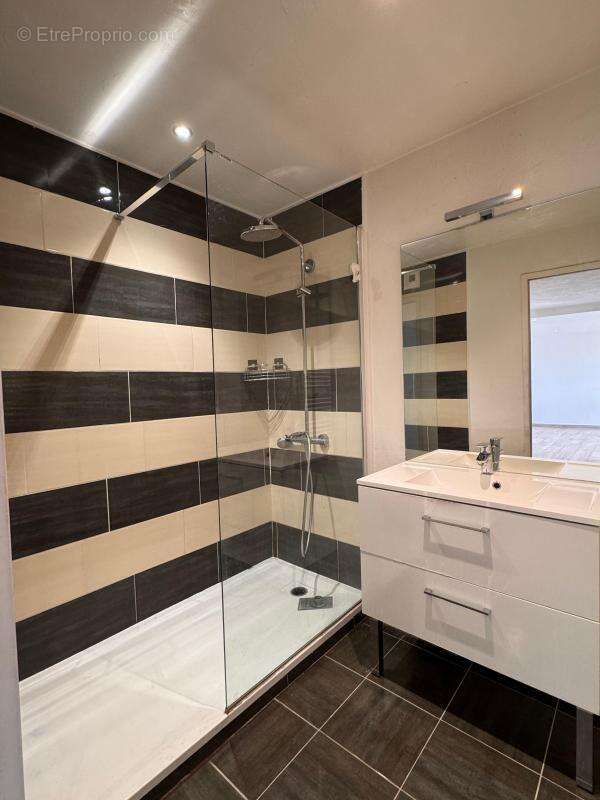 EXCLUSIVITÉ Saint-Martin-du-Touch 
T3 lumineux balcon stationnements - photo 6